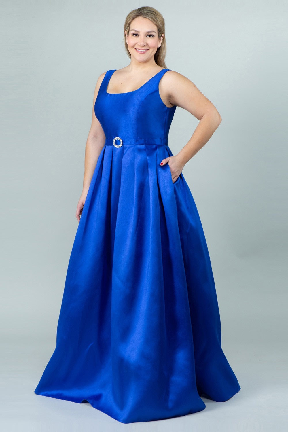Plus Ann Size Taffeta Maxi Dress With Pockets