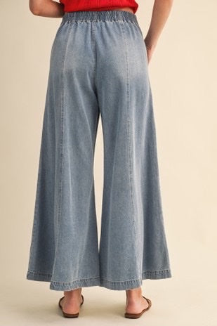 Washed Denim Ann Ultra Flare Pants